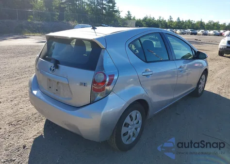 2013 Toyota Prius C Two z USA, uszkodzony, nr VIN JTDKDTB33D1541811